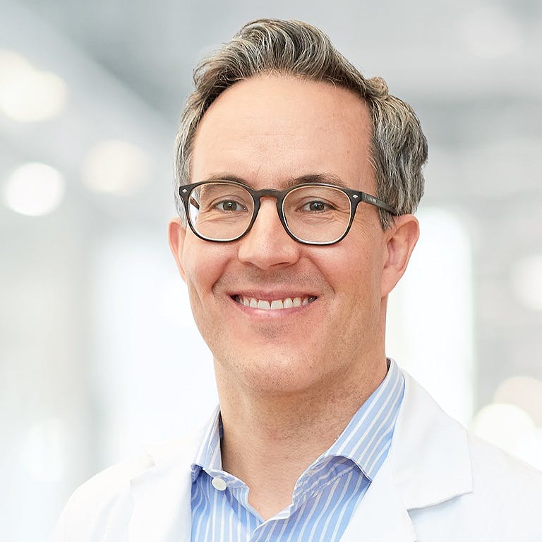 Portrait photo of Dr Daniel Wüst