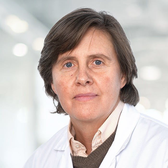 Portrait photo of Dr Judith Fellmann